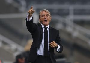 华体会官方入口-昔日意甲豪门如今意乙保级！迪马：曼奇尼考虑回归桑普拯救老东家