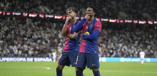 华体会体育官网-弗利克第一冠，巴萨在进化，皇马在原地打转